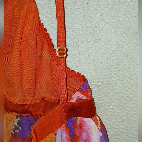 Very Sexy by Victoria's Secret Vibrant Floral Babydoll Gown - Picture 10 of 14